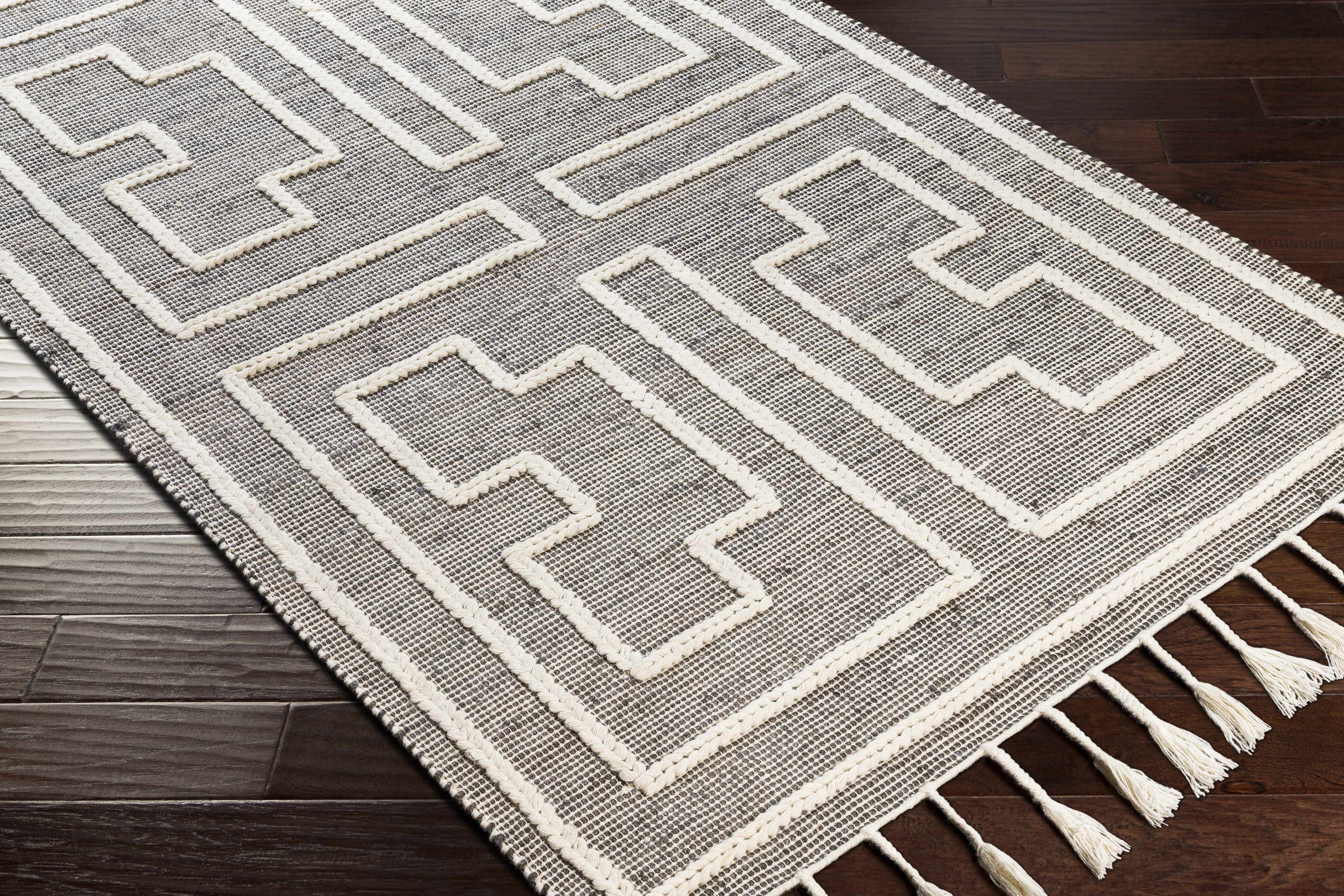 Azra Tasseled Jute&Wool Rug