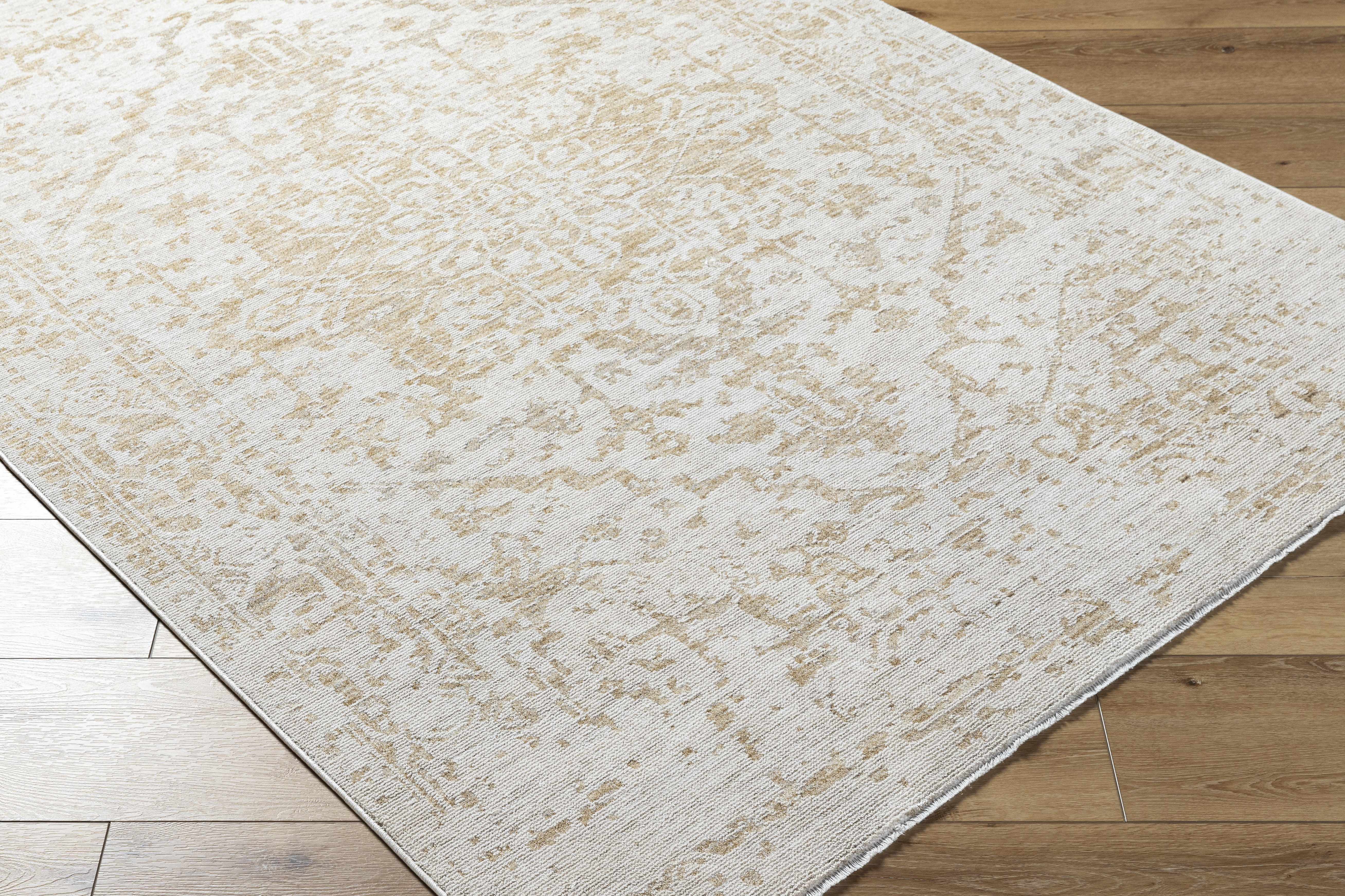 Sunee Luxe Rug